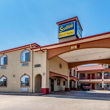 Scottish Inns & Suites Iah Airport-Beltway 8 Aldine Екстериор снимка