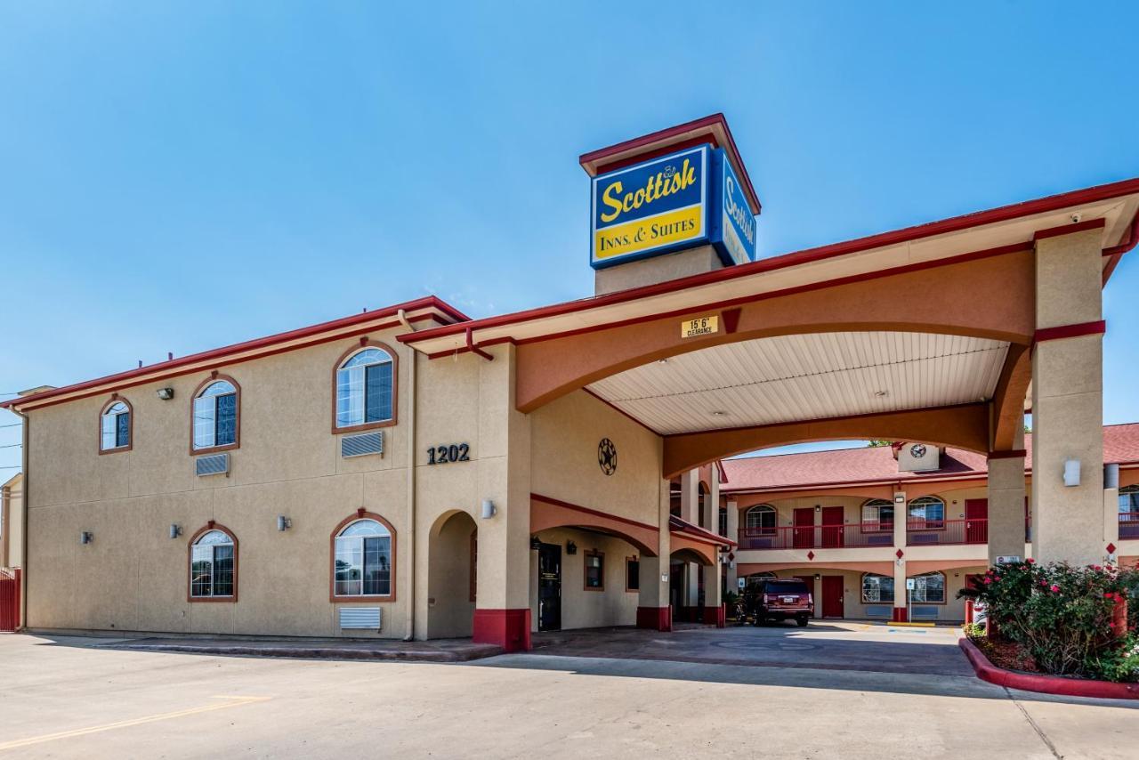 Scottish Inns & Suites Iah Airport-Beltway 8 Aldine Екстериор снимка